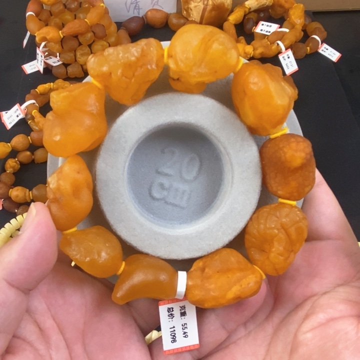 琥珀珠宝奇石未镶嵌天然的海漂籽 克价20