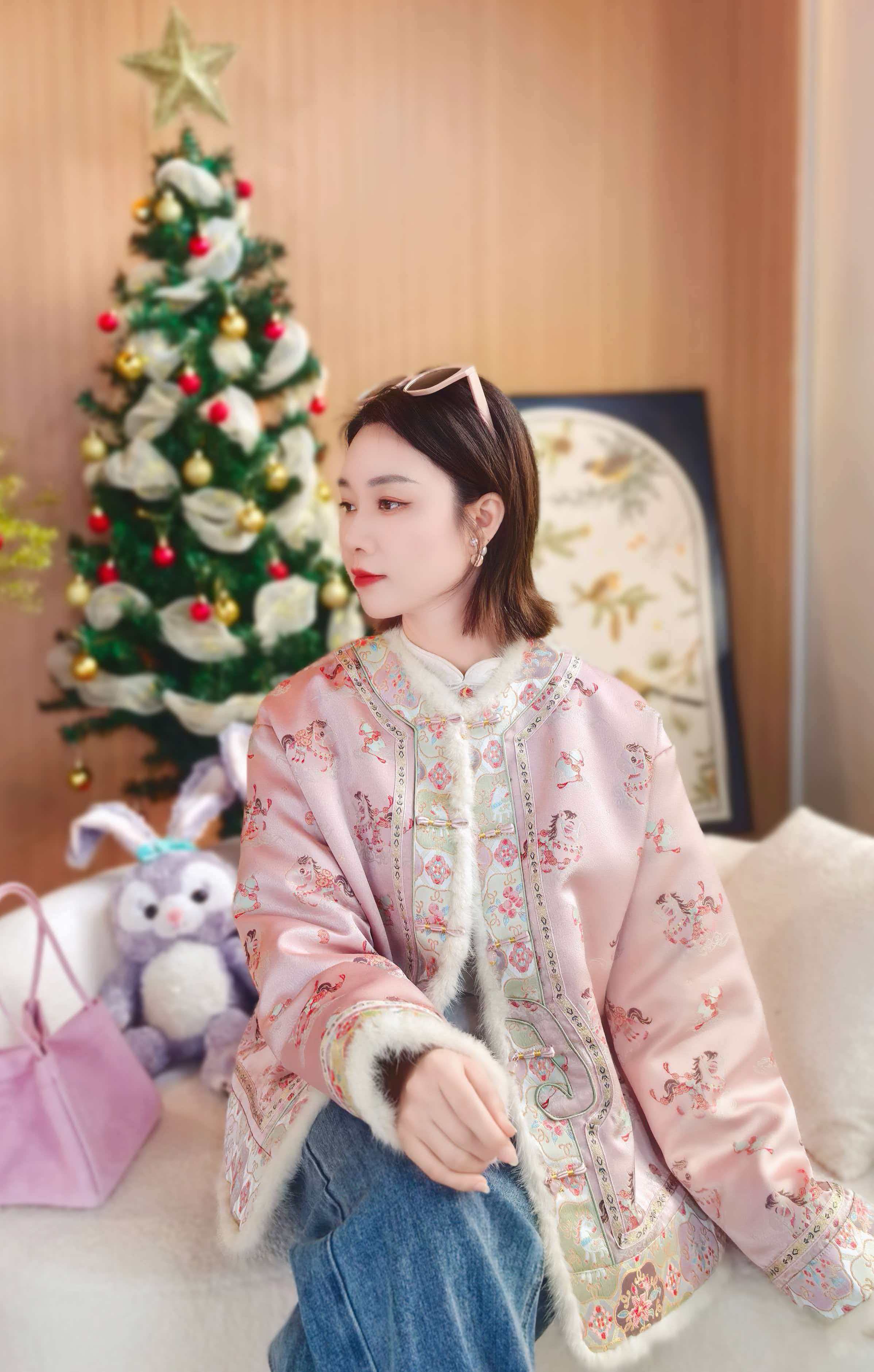 【幸运马】墨墨家高定幸运粉色小马夹棉水貂毛新中式女宋锦外套上衣