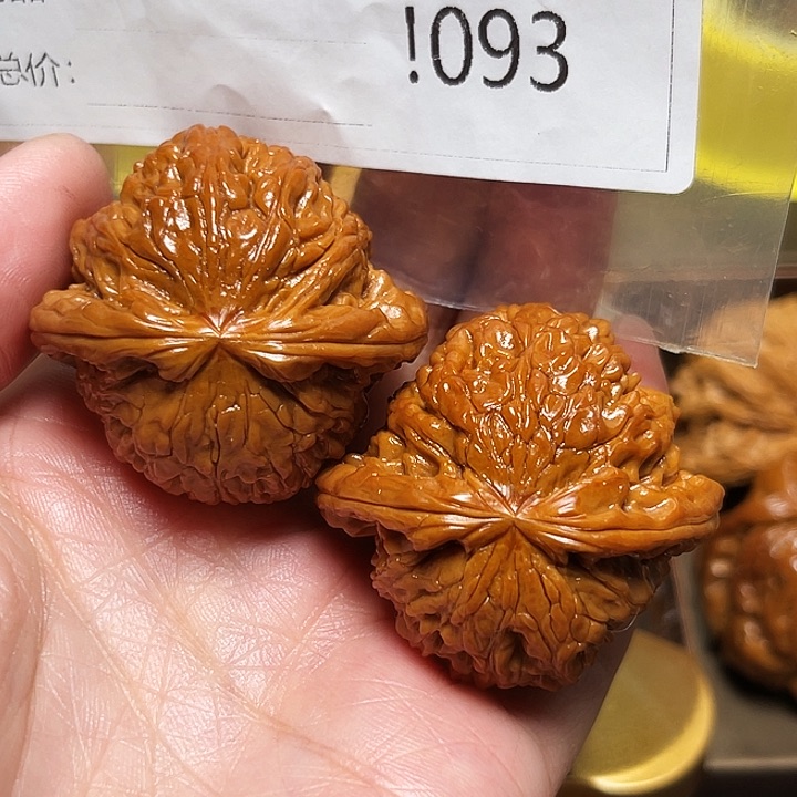 文玩核桃把件40玉化白狮子11111