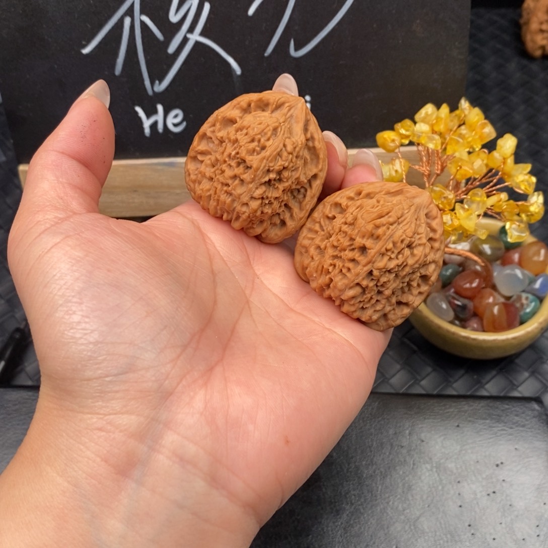 小***泽把件文玩核桃南疆