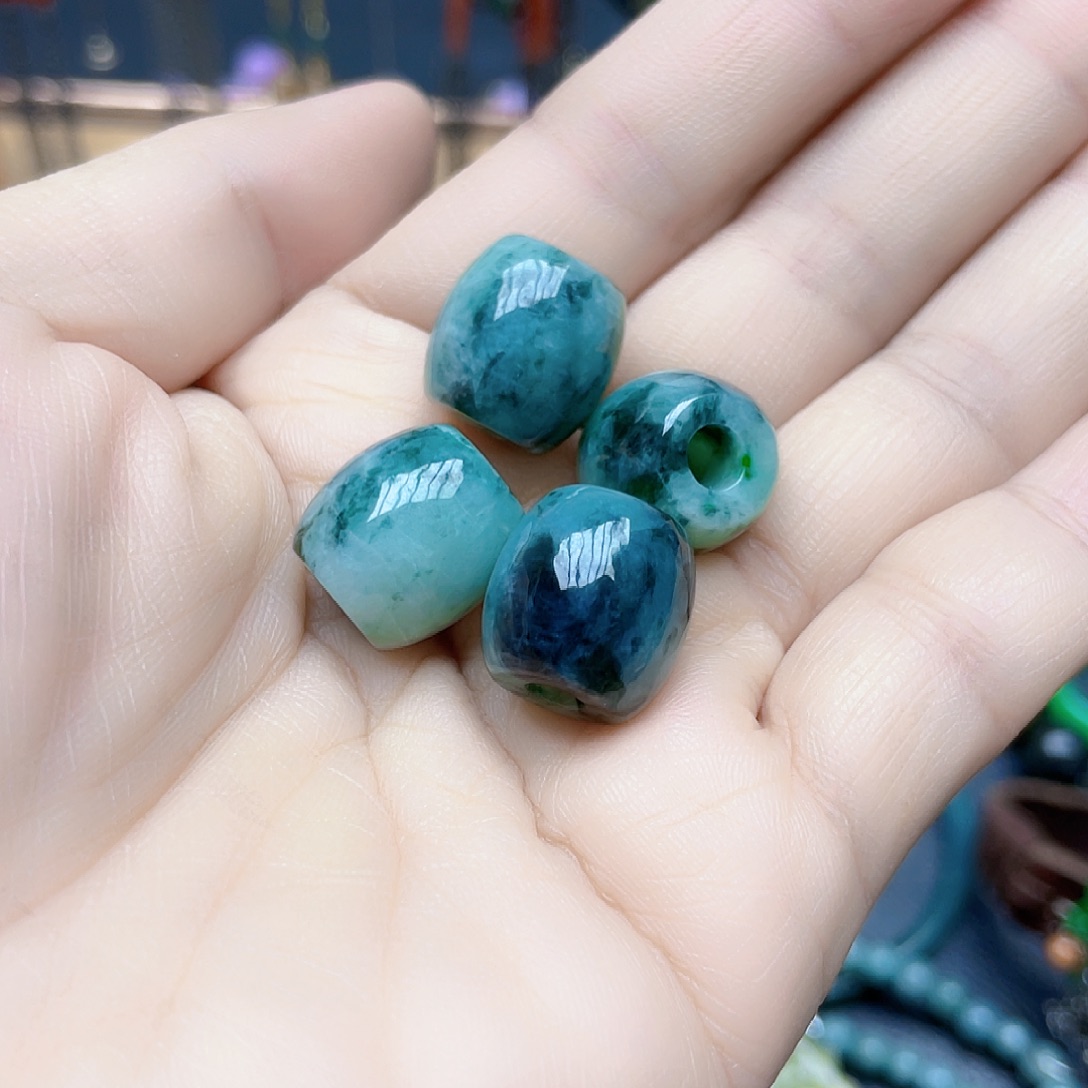 翡翠未镶嵌颈饰项链