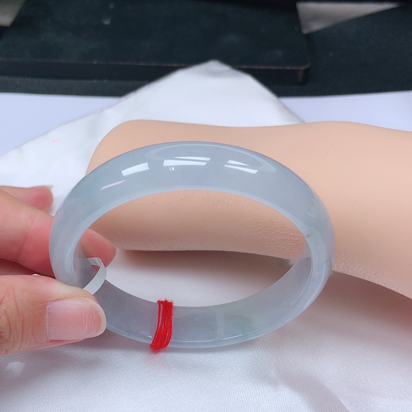【闪购商品】翡翠手镯未镶嵌，