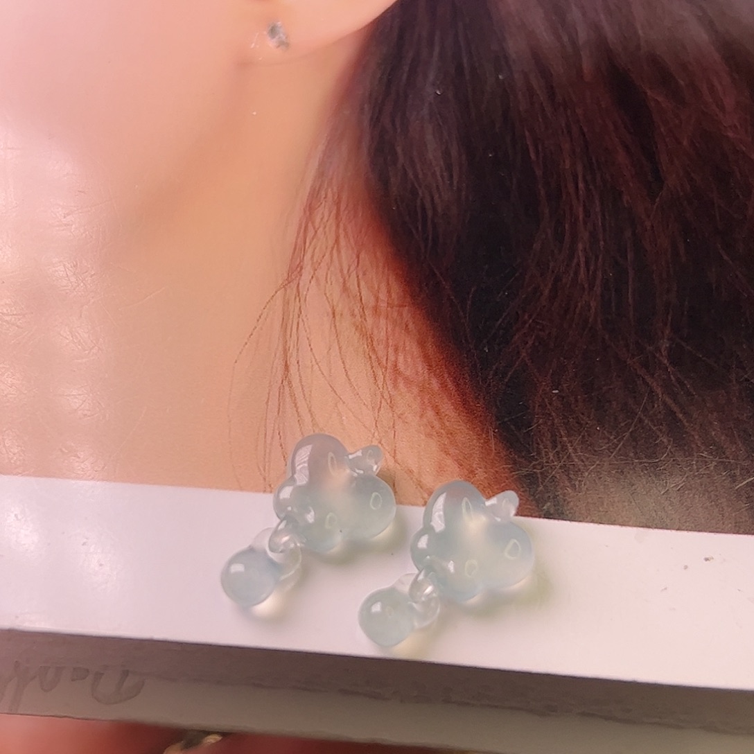 用***3定制翡翠未镶嵌耳饰