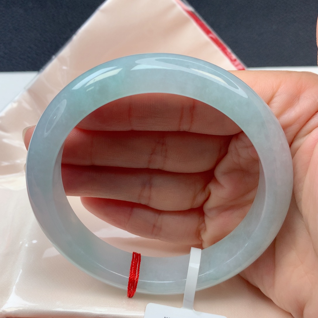 翡翠手镯未镶嵌58-59渐变晴底