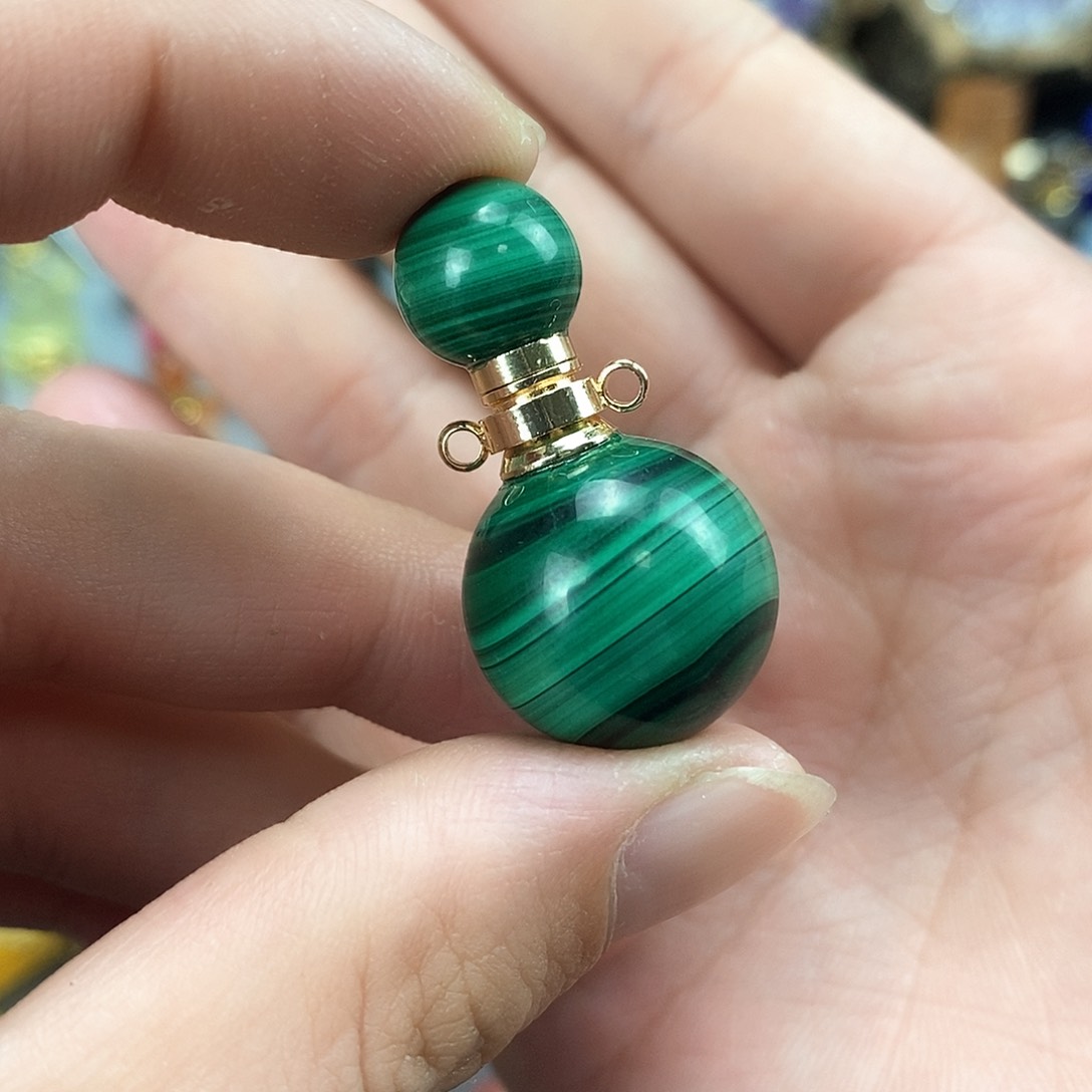 查罗石颈饰合金天然