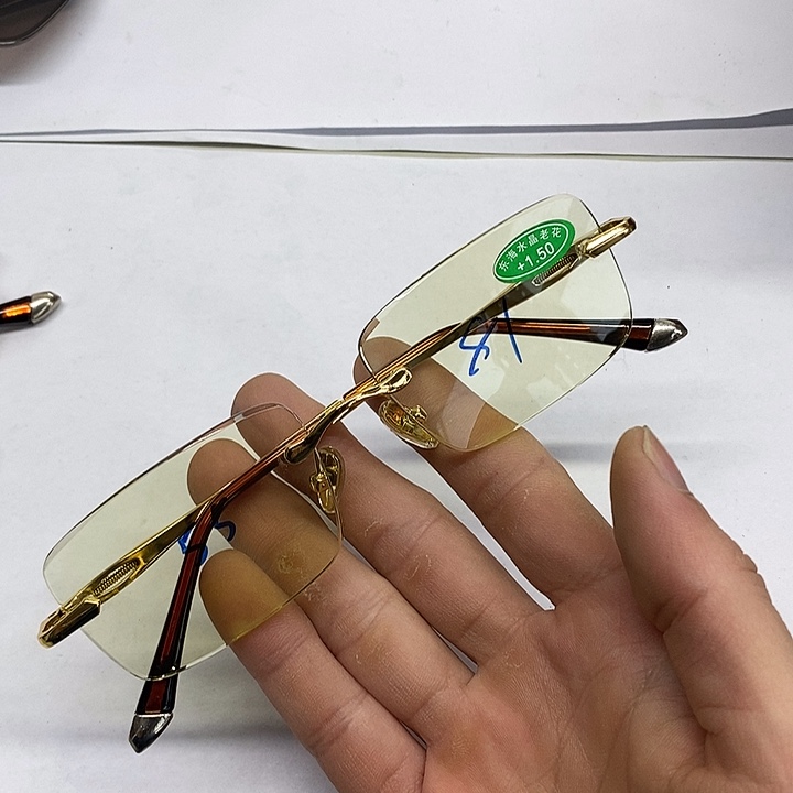 小***1无框款竹叶青老花镜150度帝王绿