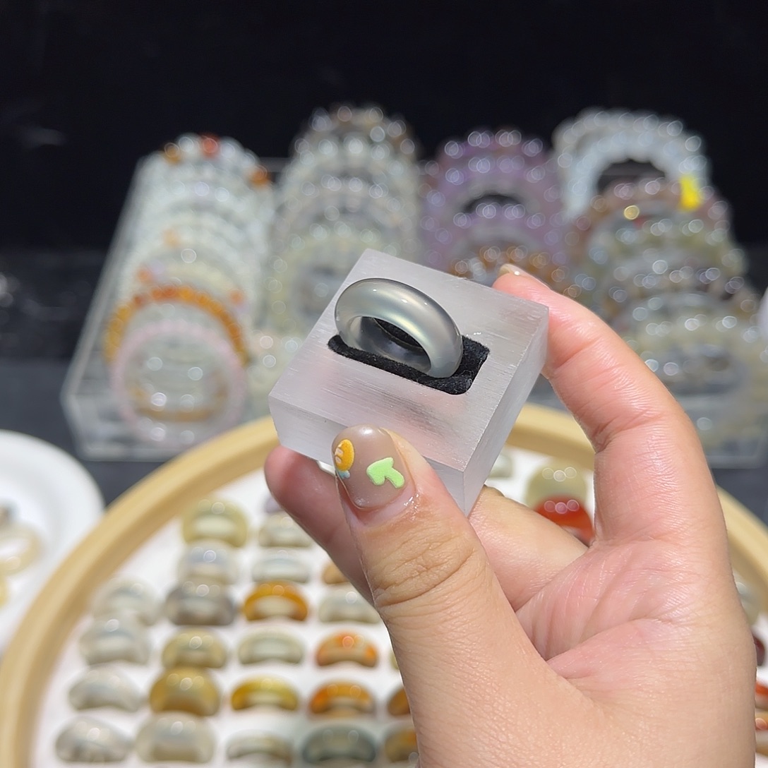 玛瑙/玉髓合金戒指