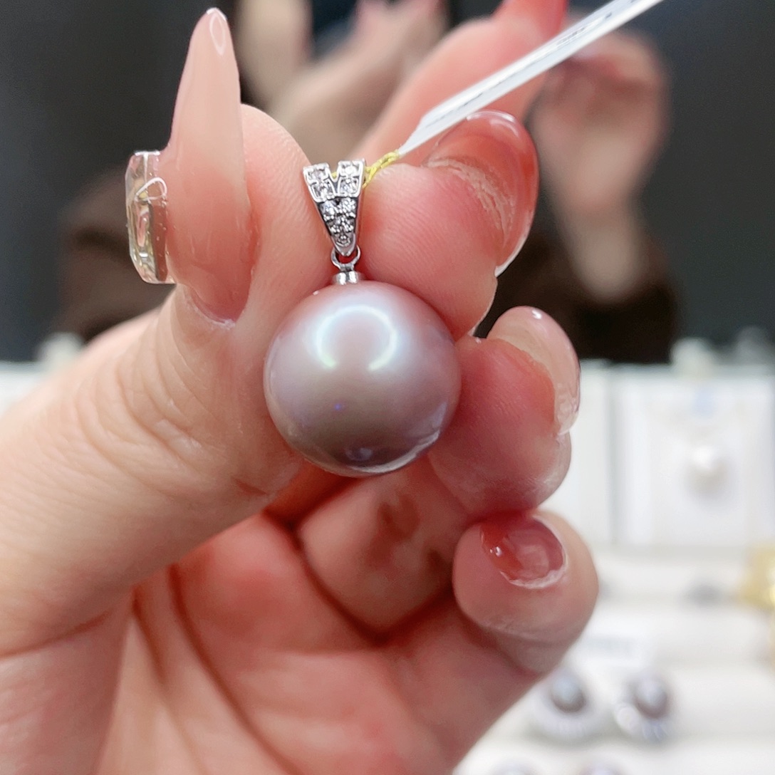 淡水珍珠吊坠(赠链)合金