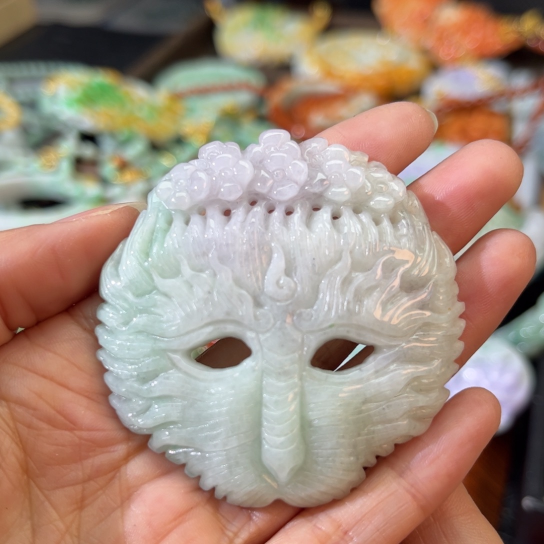翡翠颈饰未镶嵌待编款
