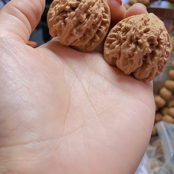 【闪购商品】文玩核桃把件39霞云岭蜡皮