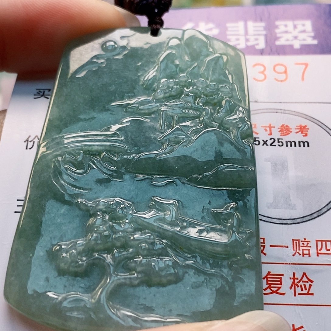 吊坠(不含链)未镶嵌翡翠