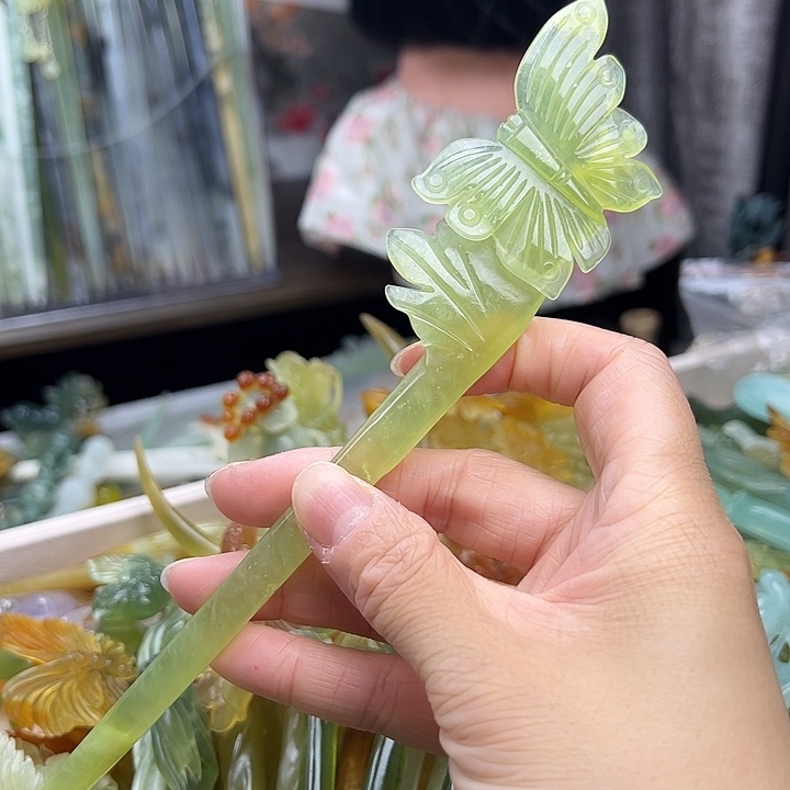 蛇纹石玉未镶嵌发簪