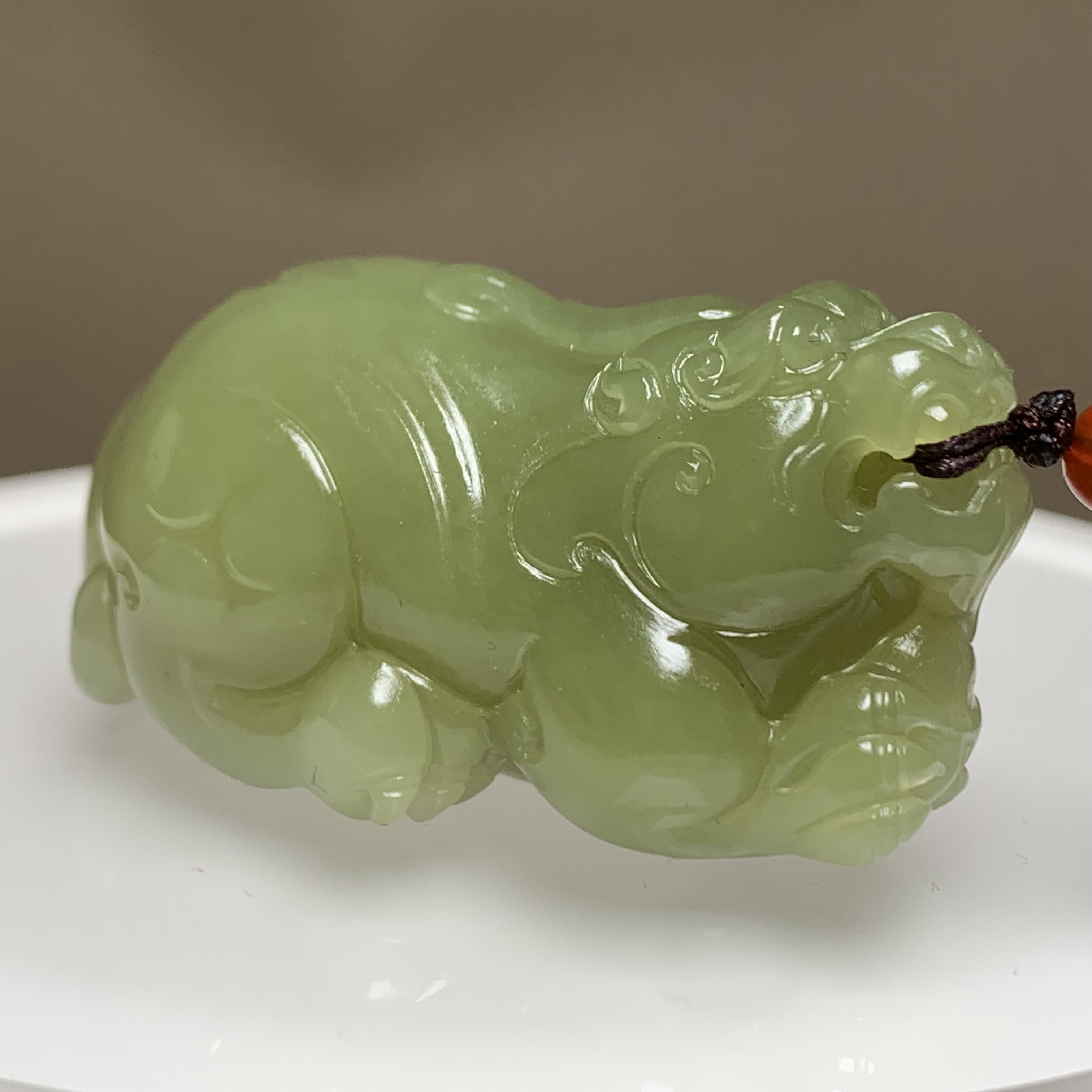 D1240海川拍卖和田玉吊坠