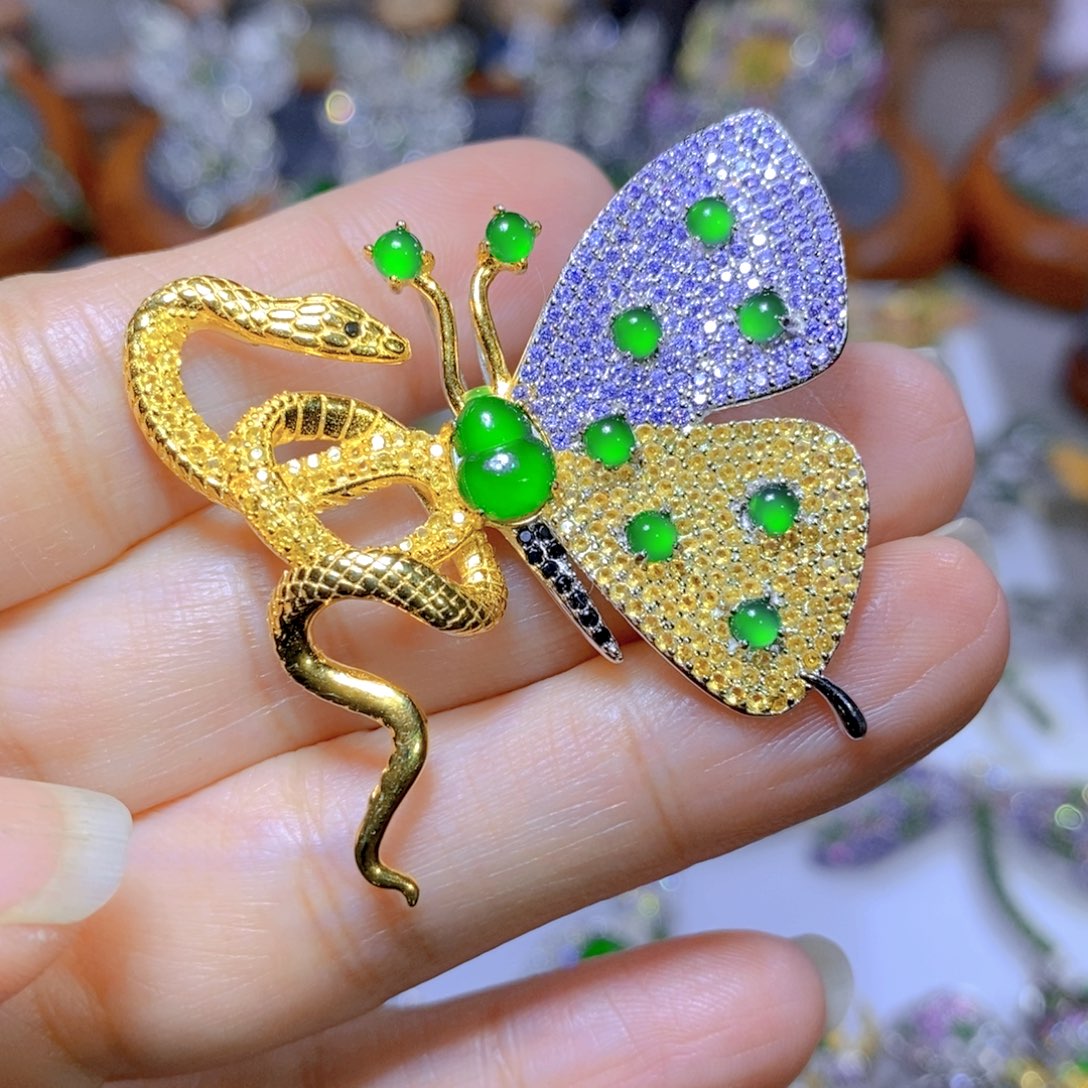 翡翠颈饰银S925镶嵌天然翡翠