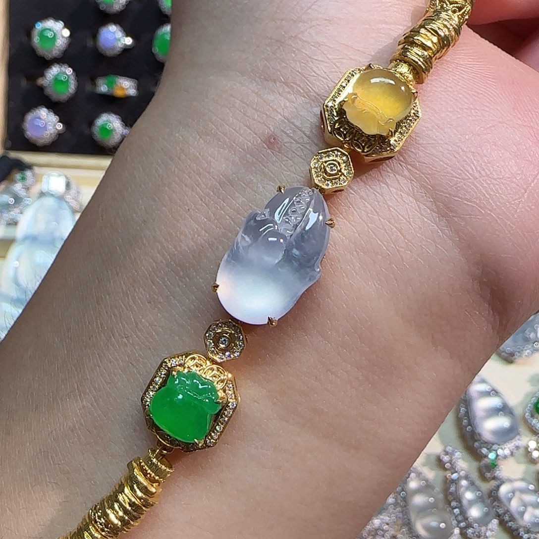 18K金镶嵌手链翡翠手链