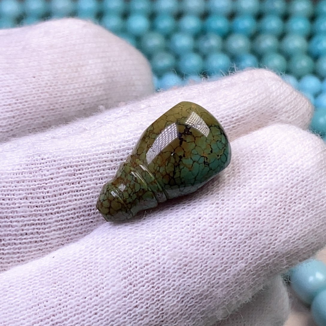 绿松石三通10.5mm未镶嵌