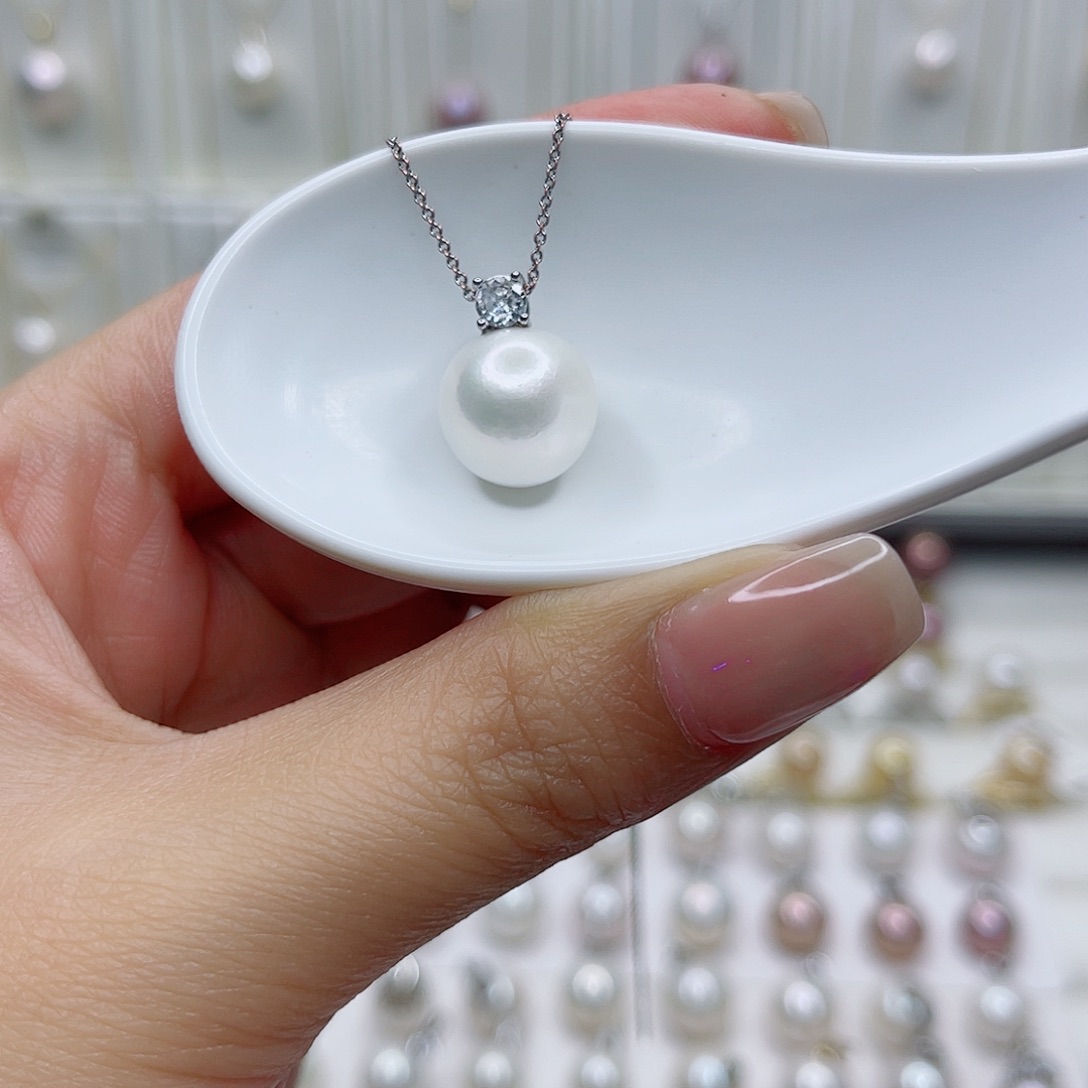 淡水珍珠未镶嵌吊坠(赠链)