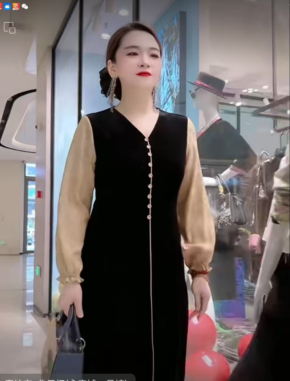 52207典云间2025秋冬新款连衣裙