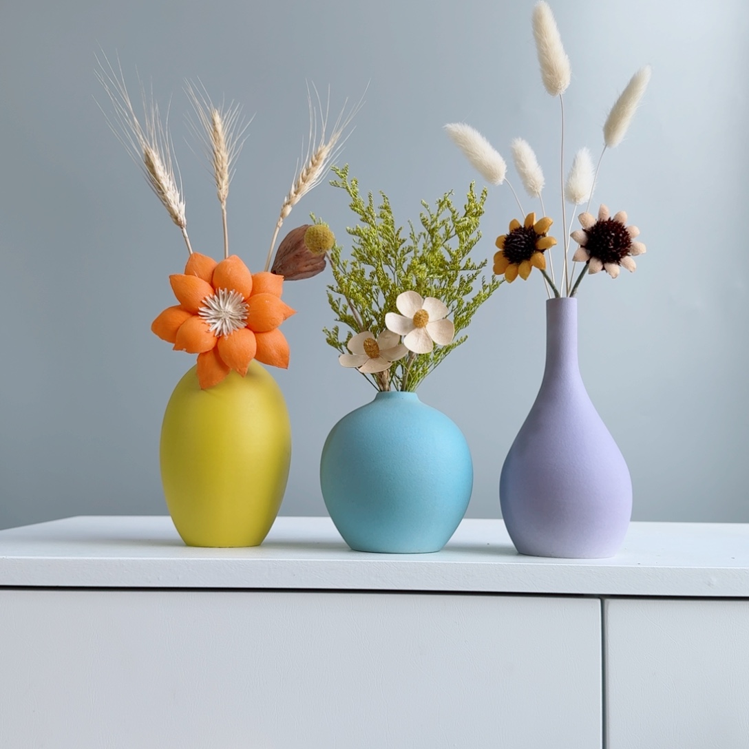 摆件陶瓷小花瓶含花总高约20-30cm