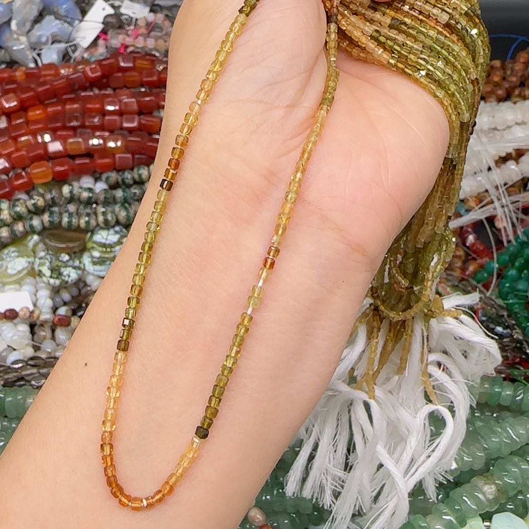 玛瑙/玉髓合金珠宝半成品润*碧玺方糖拍两54发一条