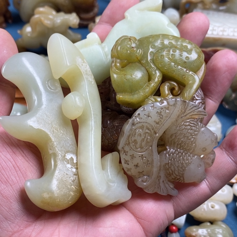 【闪购商品】未镶嵌和田玉挂件笑***生