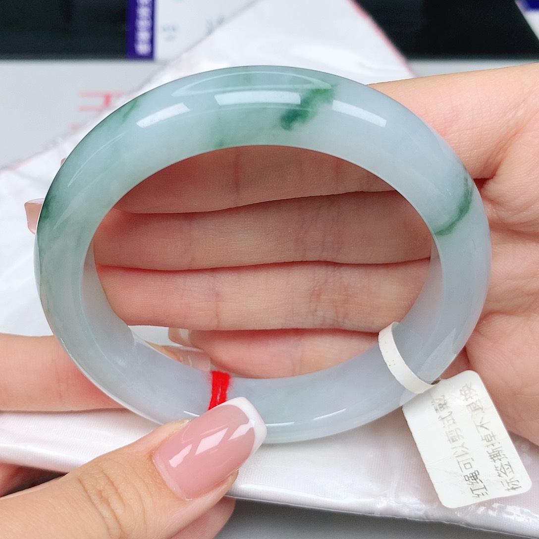 未镶嵌手镯翡翠57圈