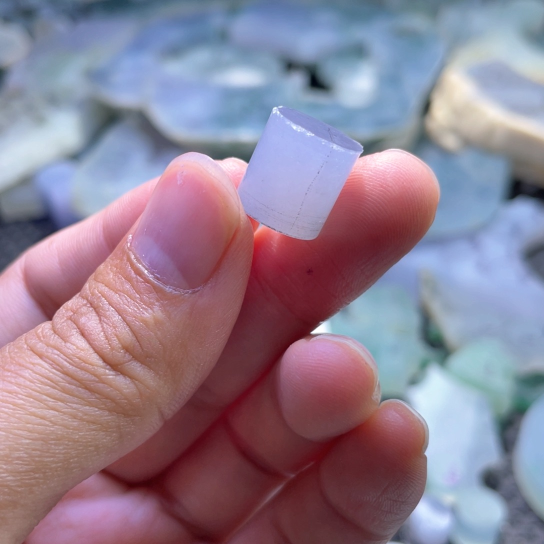 定制翡翠未镶嵌翡翠珠子