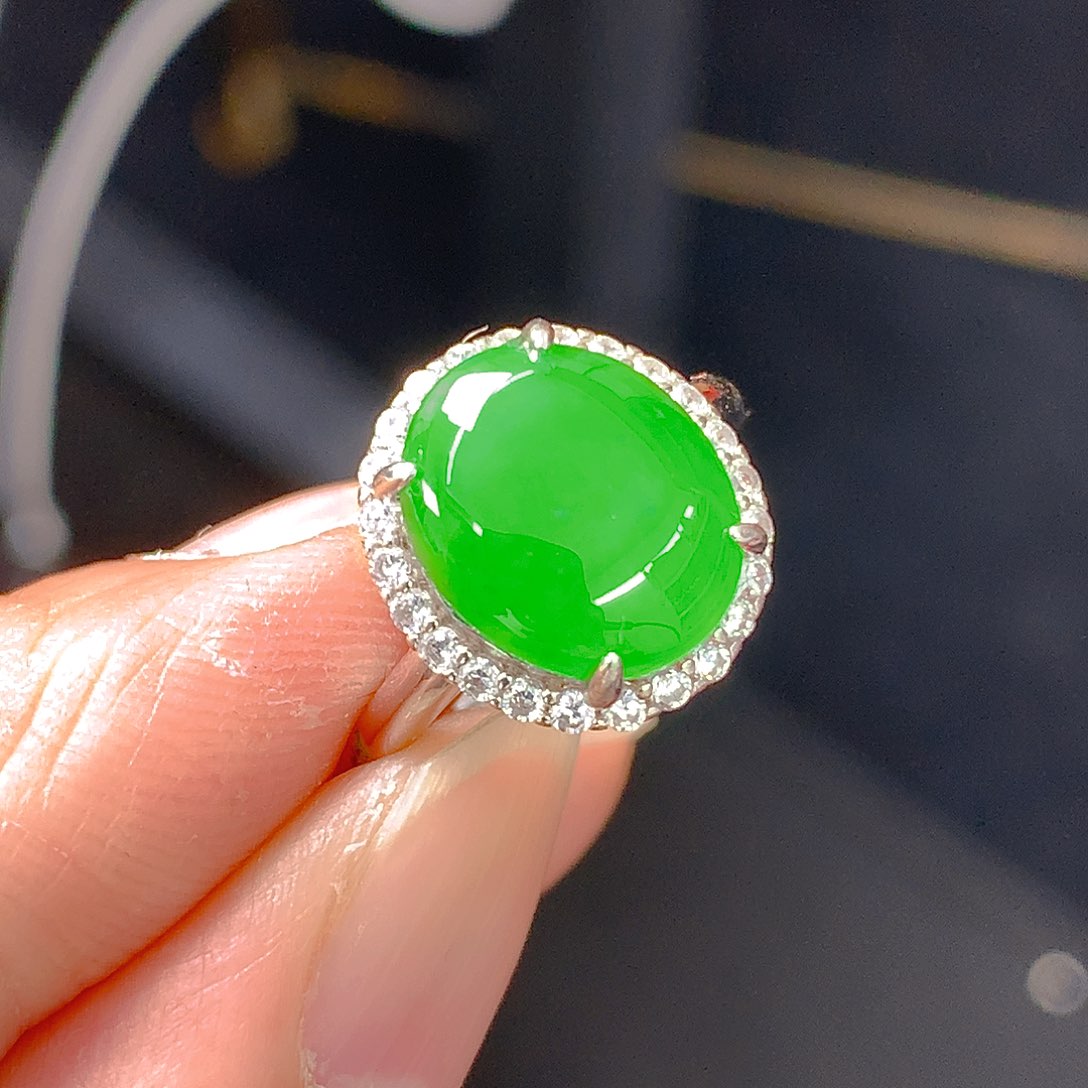 翡翠颈饰银S925镶嵌戒指