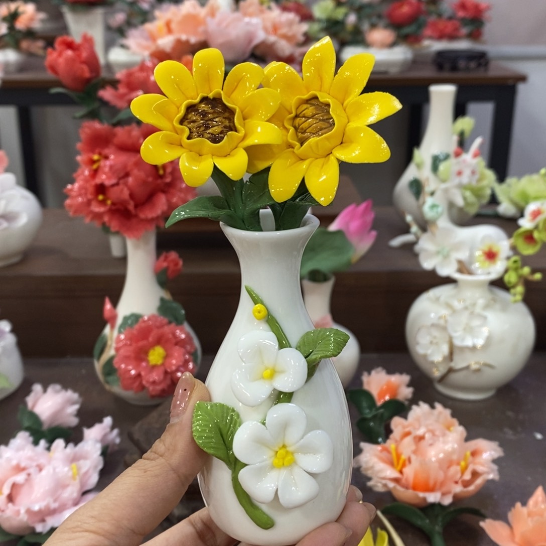 摆件陶瓷手工花摆件