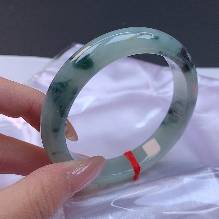 翡翠未镶嵌手镯59