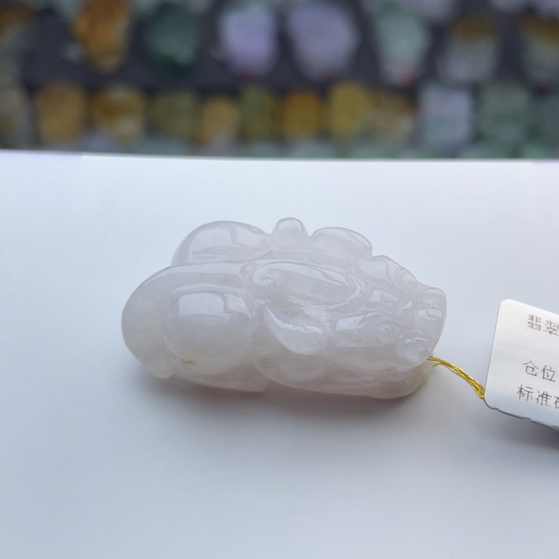 翡翠颈饰未镶嵌貔貅