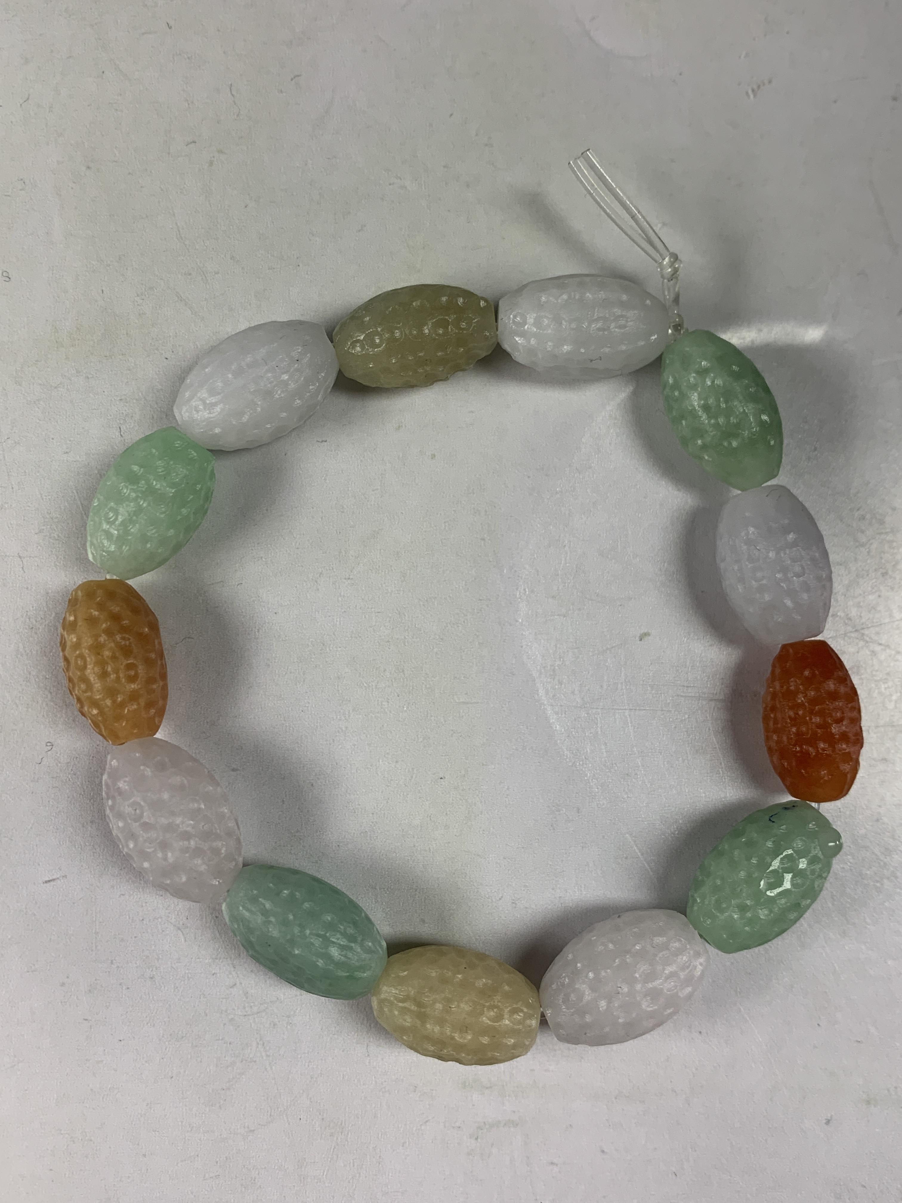 玉如军意翡翠珠宝