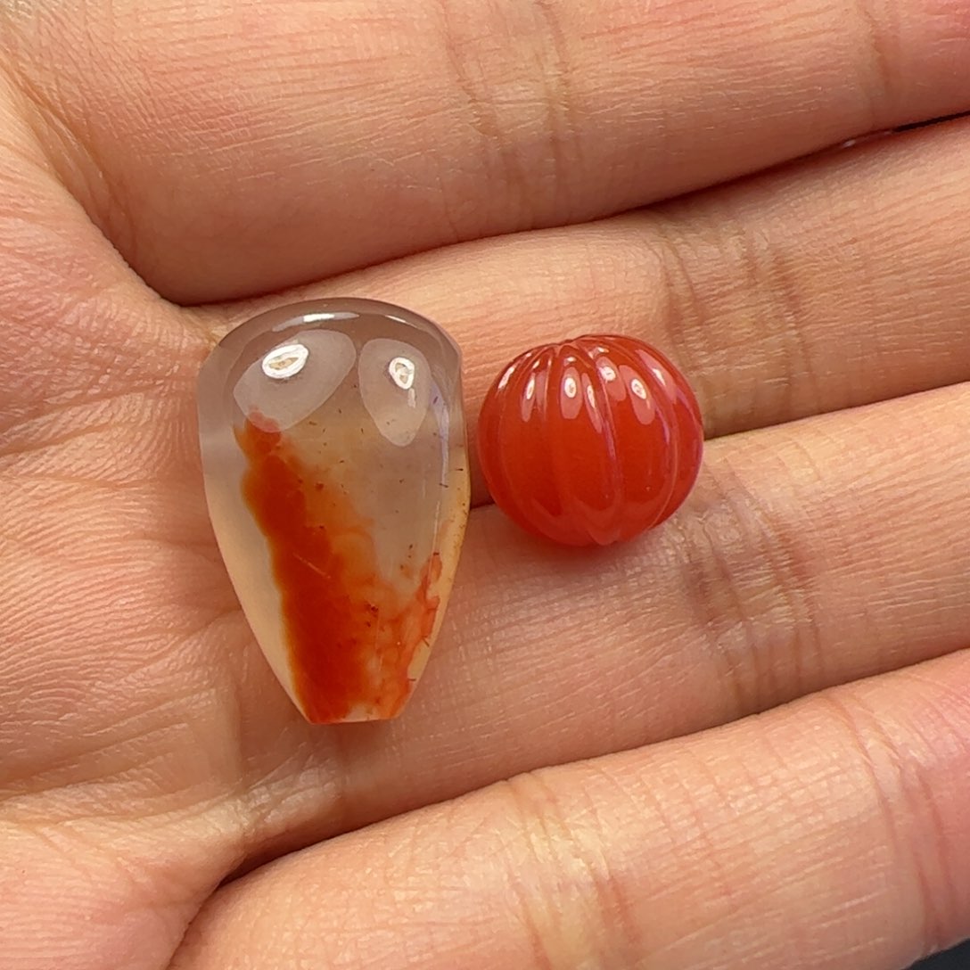 未镶嵌三通+瓜珠南红玛瑙馭*