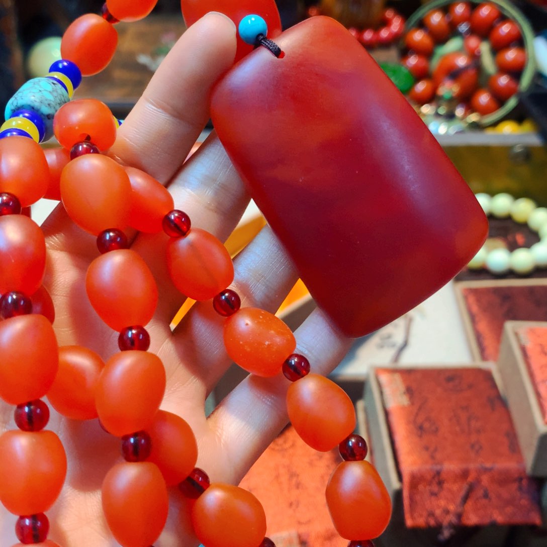 蜜蜡颈饰未镶嵌噢噢哦噢哦噢哦噢哦喔哦噢