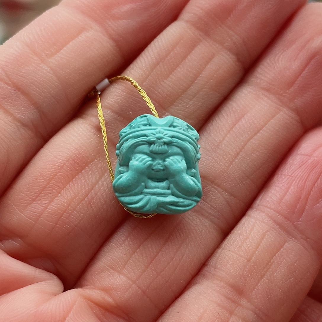 绿松石颈饰未镶嵌