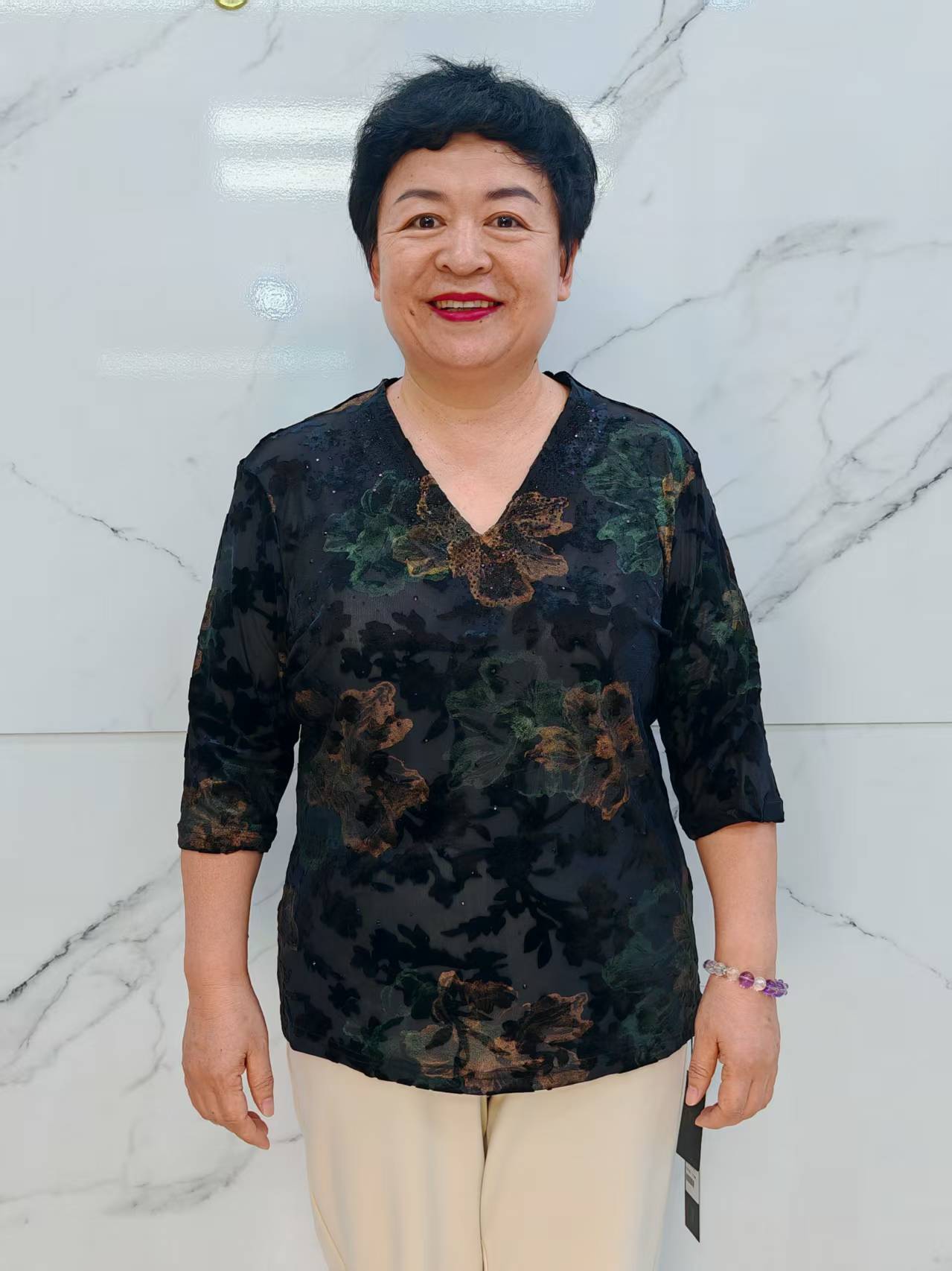 827常规款中袖大码秋季中老年女装圆领中袖常规打底衫法式气质