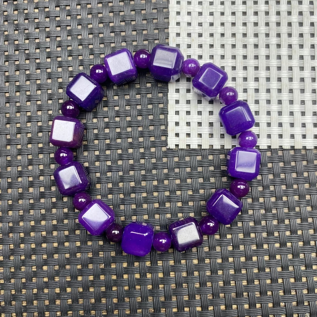 玉化紫10mm方糖手串680