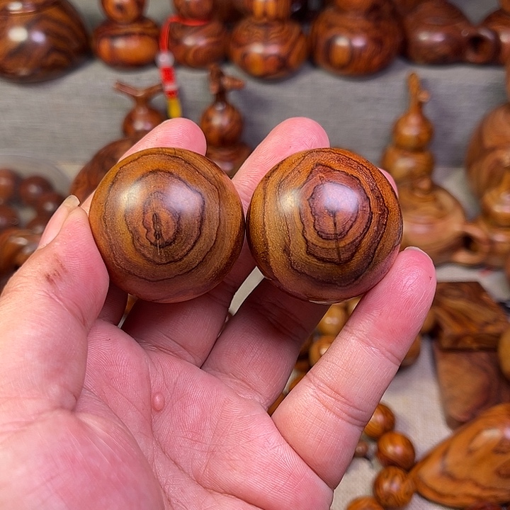 黄花梨/降香黄檀海南黄花梨油梨4.0手球工艺品