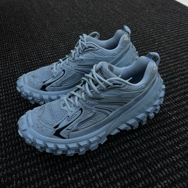 99新 Balenciaga/巴黎世家 44码 Defender轮胎鞋 99新