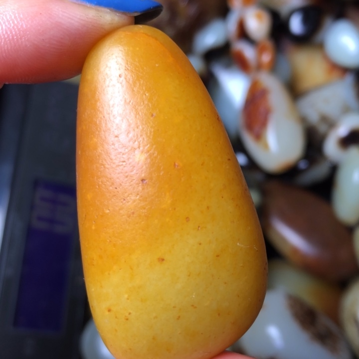 和田玉未镶嵌珠宝奇石