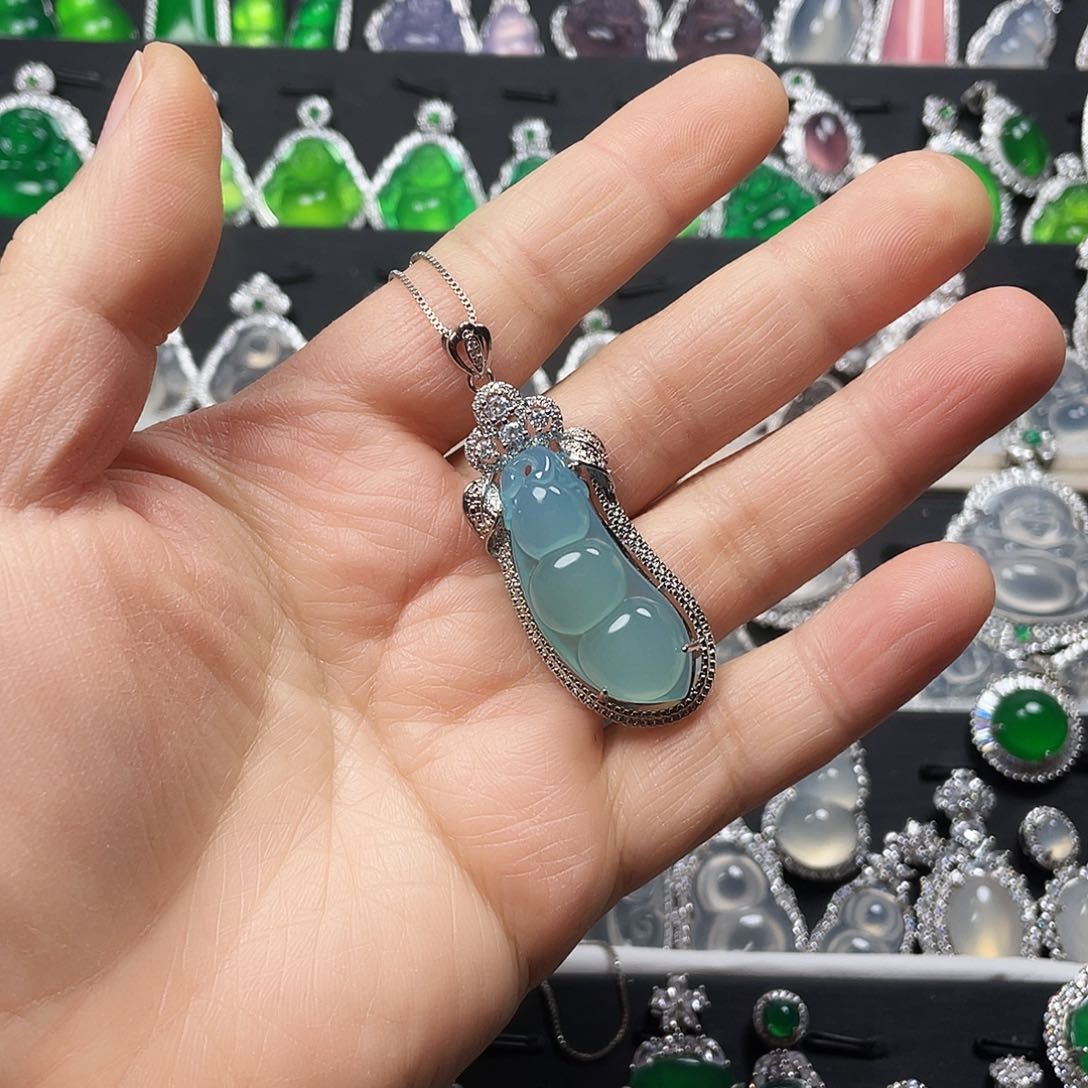 玛瑙/玉髓颈饰合金