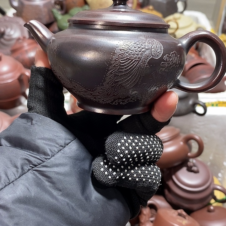 紫砂茶壶微瑕微笑