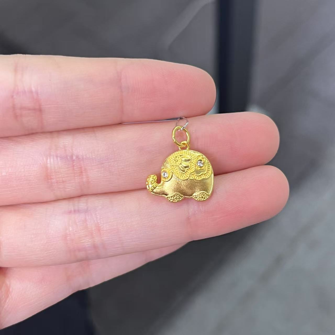 点钻小象吊坠 足金999