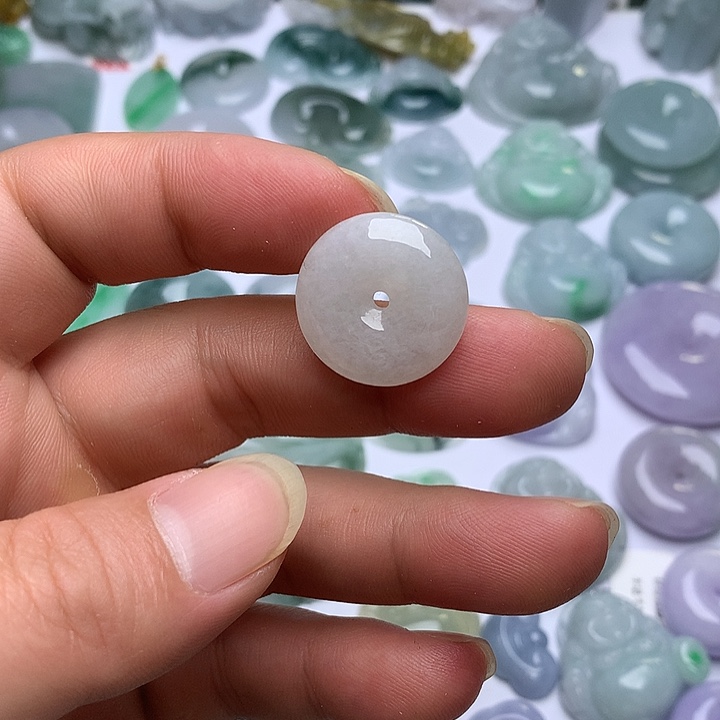 翡翠未镶嵌颈饰天然翡翠