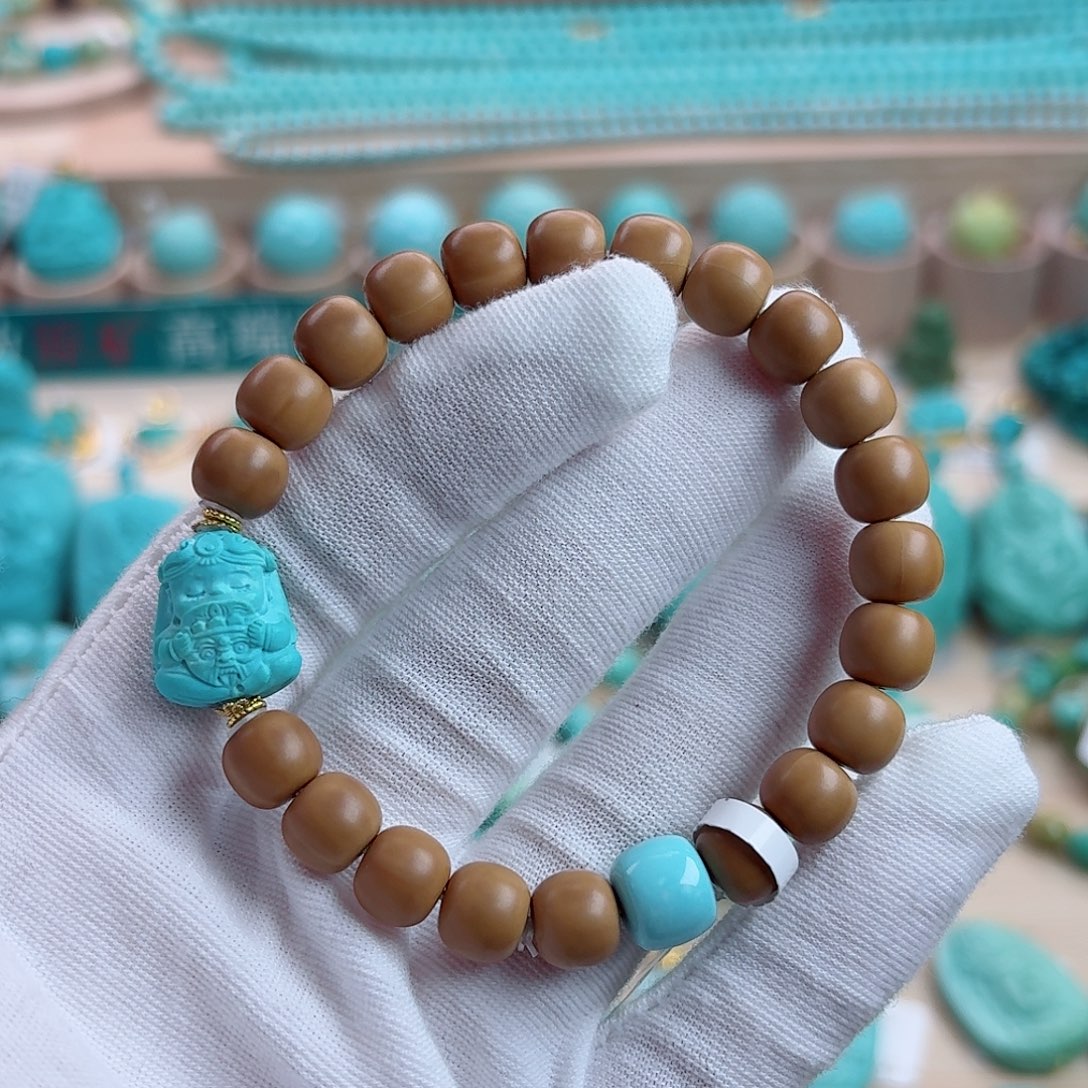 绿松石18K金镶嵌珠宝奇石