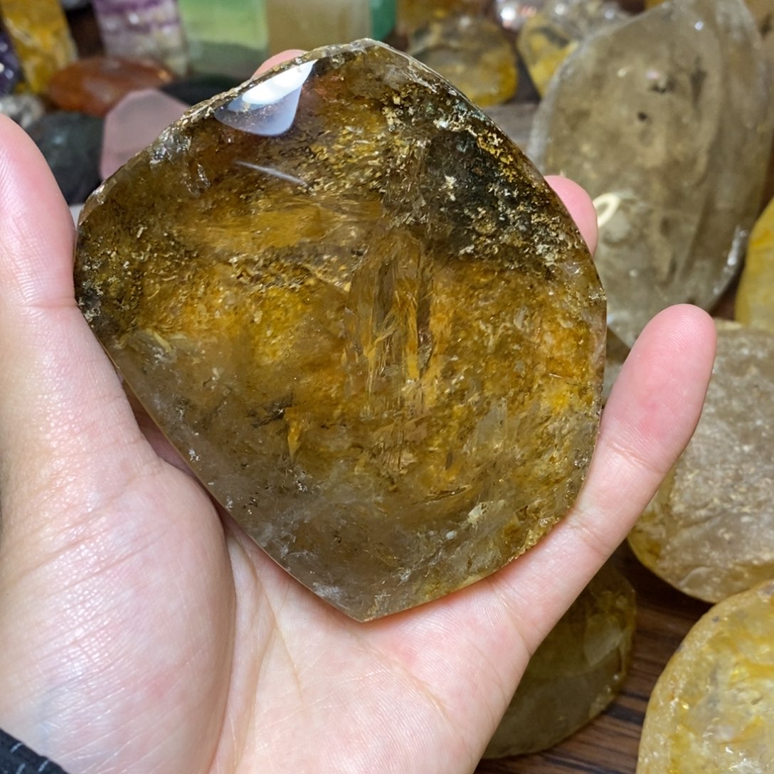 水晶未镶嵌珠宝半成品