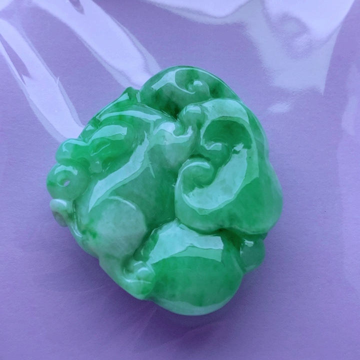 吊坠(不含链)未镶嵌翡翠