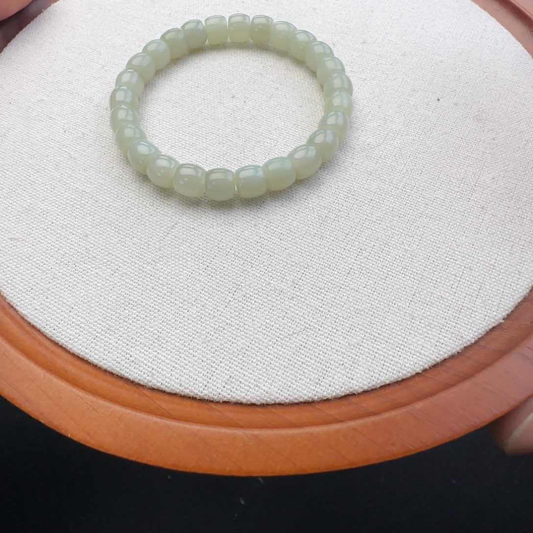 和田玉未镶嵌手链卡8直切且末蓝，42