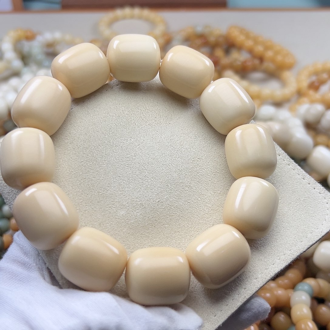 菩提根/象牙果吊坠嘟*啊23干磨152