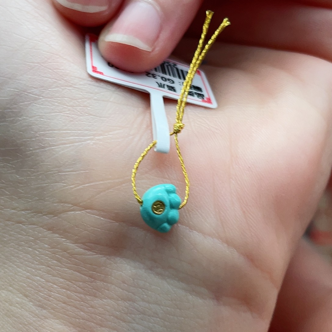 绿松石颈饰未镶嵌